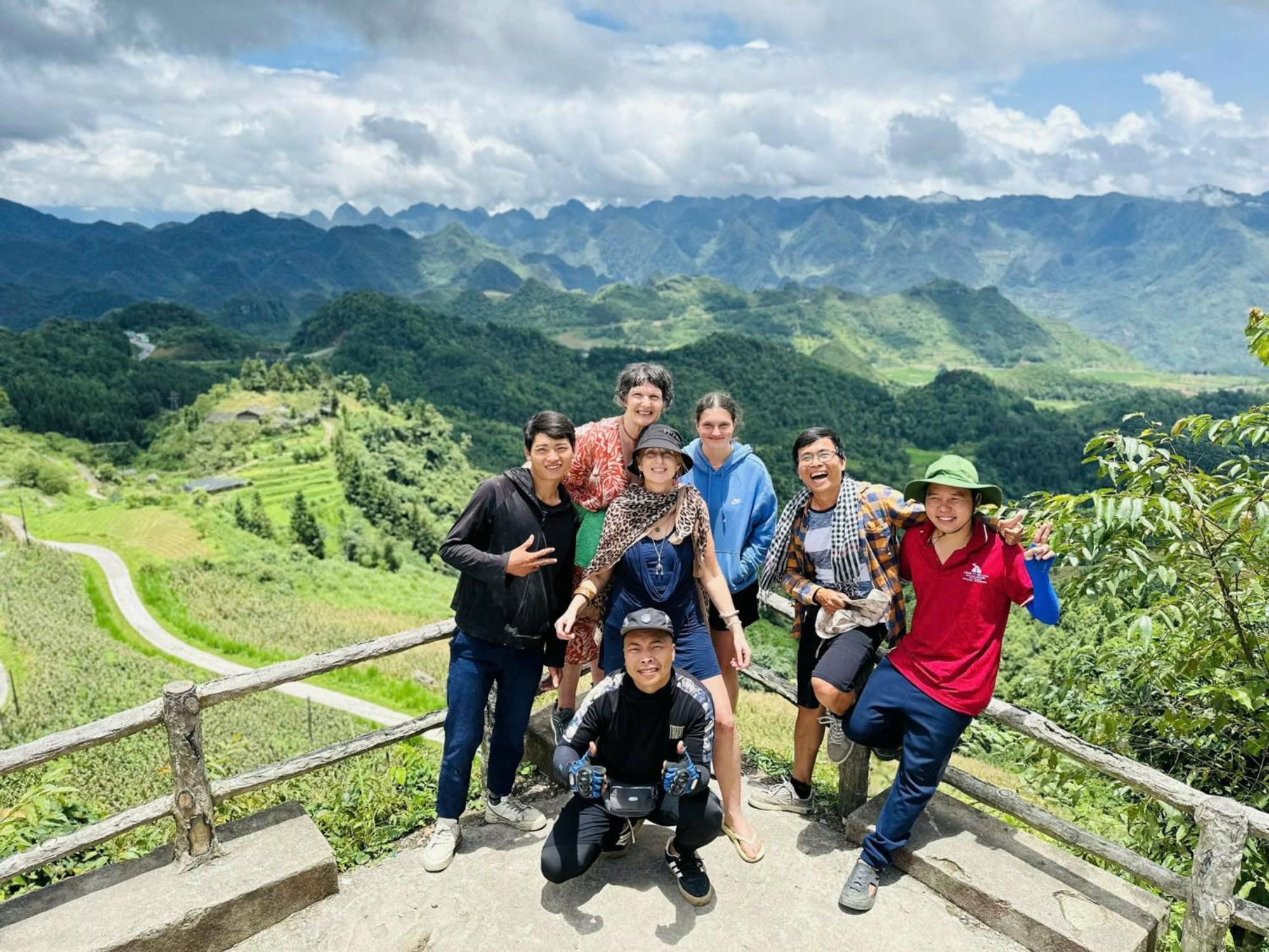 Wings Loop Hotel Ha Giang